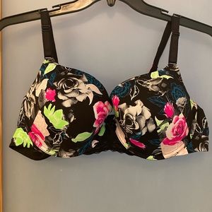 NWOT Torrid Floral Bra